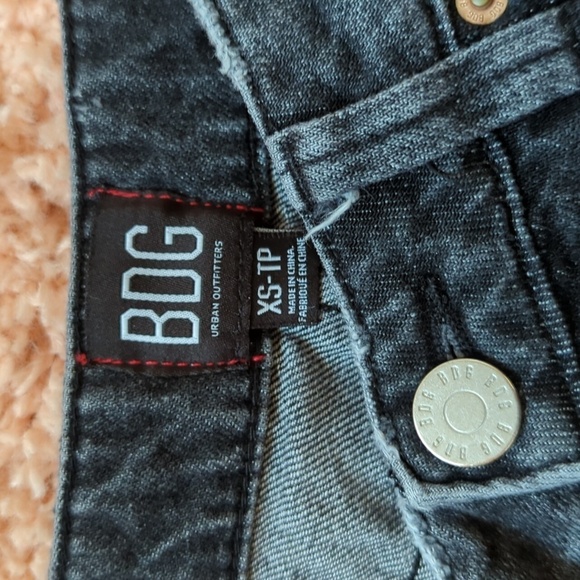 BDG Urban Outfitters Black Distressed Mini Skirt Size X-Small - Picture 4 of 7